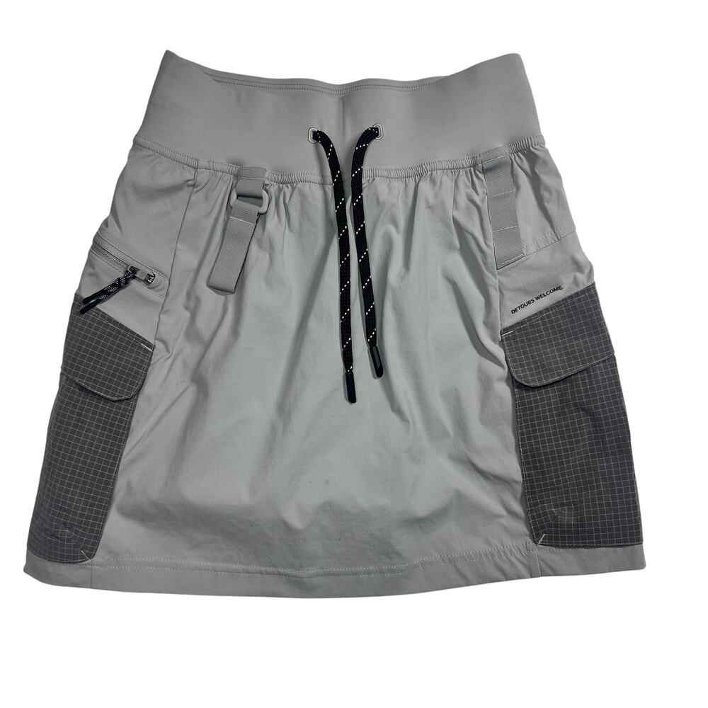 Lululemon Multi-Pocket Cargo High-Rise Hiking Skirt Seal Grey Size 2 Athleisure
